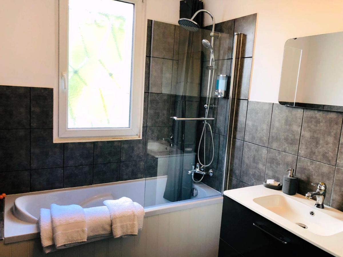 No 6 B&B Landivy Zewnętrze zdjęcie